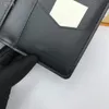 Мужской полностью кожаный узор личи Короткий бумажник с карточкой-сэндвичем Металлическая буква Логотип показывает фирменный стиль Высокое качество изготовления Внутренний серийный номер