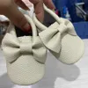 Baby First Walker nowonarodzone buty buty swobodny niemowlę dziecięcego bowknot bez poślizgu gumowy miękki-sole płaskie pu czerwone buty