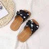 Pantofole con fiocco a pois per bambini Suola in gomma estiva Morbide indossabili Pantofole da interno da spiaggia fantasia antiscivolo Sandali da principessa moda G220523