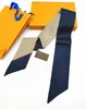 2022 Designer-Schals für Damen, quadratische Schals, modische Halskrawatte, Stirnbänder mit Buchstaben, Top, Seidenbänder, Haarbänder, Taschenschal, 120 x 8 cm