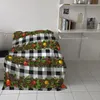 Blankets Christmas Berries Pine Cones Throw Blanket For Beds Microfiber Flannel Warm Sofa Bedding Bedspread Gifts