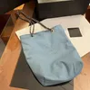 Lienzo Ocio Cadena Bolsas de compras Moda Patrón de letra simple Diseñador de vaquero Totes para mujer Gran capacidad Bolso tricolor Bolso de hombro