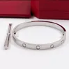 Kvinnliga armbandbangle 5.0: e kärleksarmband för kvinnan man 4cz titanskruvskruvmejsel armband guld silver ros nagel smycken med röd påse väska