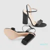2021 Women's Sandal Handbag Designer Slide Custom Heels Metal Buckle Fashion Anti Slip High Series كبير الحجم S2
