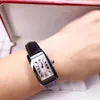 Nuovo orologio di moda per donna classico orologio da polso movimento al quarzo orologi femminili cassa in acciaio inossidabile cinturino in pelle 19mm c297e