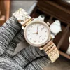 レディースファッションウォッチクォーツ32mmダイヤルスポーツステンレススチールストラップ女神ダイヤモンドウォッチデザイナー2022新しい高品質の女性時計