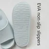 Ryamag New Womens Massage Slippers詰まっている屋内靴の浴室通気性のあるビーチフラット靴mule eva big size210301