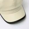 2021 Haute Qualité Automne Et Hiver Béret En Cuir Mode Nouvelle Chaîne Casquette En Plein Air Coupe-Vent Chapeau Dames Sauvage Chapeaux Occasionnels J220722