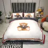 Saling Designer Liberdding Ensembles de couette Cover Lovely Bear Queen Bed Counforters Ensembles Cover 4 PCS COIRE D'AILAIN