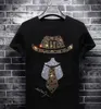 Herrpolos sommar casual man t-shirts man krona bi diamant män t skjortor mode svart/vit rhinestone t-shirtmen's Men'smen's