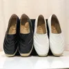 19SS Luxury Designer Espadrilles Casual Straw Shoes Women Summer Spring Platform Hårdvara Loafer Girls äkta läder Sick Sole Eur35-41