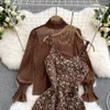 Suit de mode vintage Femmes Tempérament de robe deux pièces Pouffle à manches longues Basic Top V couche de cou Robes florales Tempérament 2022