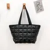 Evening Bags Fashion Women Shoulder Lattice Pure Color All-Match Clothing Style Underarm Shopping Mobile Phone