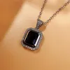 Pendanthalsband Huitan Fashion Contracted Cubic Zirconia Necklace For Women Square Purple/White CZ Luxury Female Party Jewelrypendant Sidn