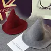 ハロウィーンのイースターウィッチハットは、羊毛の帽子を編む漁師の帽子帽子の女性ファッションウィッチポイントベイシンバケツFY4892 TT0202に沿って多様化しました