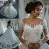 2022 Abito da ballo nero Abiti da sposa gotici con mantello Sweetheart con perline Tulle Abiti da sposa principessa Non bianchi Plus Size Corsetto Indietro Matrimonio