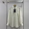 2022 Женские винтажные свободные дизайнерские топы рубашки блузки с металлическими буквами брошь девушки милан
