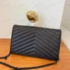 Kvinnors Cross Body Designer Väskor Handväska Caviar Leather Messenger Shoulder Bag 16 Card Slots är byggda i presentförpackningen 22 cm