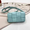 Фанни упаковывает апрельская тканая подушка маленькая квадратная женская женская талия мода модная сумка для одиночного плеча сумки для мессенджера 220627