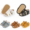Primeiros Walkers Sandálias de couro macio sapatos infantis de verão Little 0-18m Sandal for Girl nasces anti-deslizamento calçados respiráveis