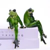 MyBlue 2PCS / комплект Kawaii сад животных смолы мышления пара лягушка фигурка миниатюрный северный домашний номер столовые украшения аксессуары 220329
