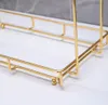 Toaleta Półki łazienkowe Półka toaletowa Desktop Kosmetyki Rack Light Luxury Gold Dwuwarstwowe Żelazo Racks