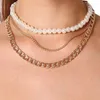 Colares de pingentes Cadeia de pérolas multicamadas vintage para mulheres Colar de clavícula dourada criativa 2022 Jóias femininas Plenho de jóias Sidn22