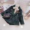 Mode Enfants Filles Princesse 2pcs Vêtements Ensemble Printemps Automne Enfants Plaid Blazer Manteau OutwearShorts Vintage Tenues Costume 220523