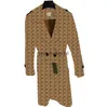 Casacos de trincheira feminina Designer inverno outono mulheres longas letras jaquetas de personalidade Belt Windbreaker Coat Y1RP