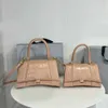 6a bolsas de ombro de meia lua Mulheres bolsas de bolsas de cruzeira de alta qualidade feminino feminino de couro genuíno padrão de aligador de metal letra hasp embreagem carteira de embreagem bolsa