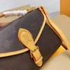 Messenger Bag Handbag Purse Crossbody Bags Classic Letter Fashion Style Genuine Leather Golden Hasp Detchable Shoulder Strap Lady Tote with Serial Number