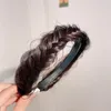 新しいファッションシミュレーションヘアアクセサリーハンドメイド編組ヘッドバンドの女の子滑り止め歯のヘアバンド