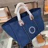 Сумка для сумки на плечах Claic S Печать цветочные лазерные сумки Dazzle Color Beach Bag Sacks сумки для торговли женски