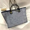 Omuz Çantaları Kova Kadınlar İçin Çanta Tote Tasarımcıları Dokuma Messenger Vintage Bag Moda Yüksek Kapasiteli Çanta Tasarımcısı Marka Alışveriş 0418