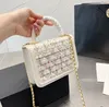 Designer Gold Ball Chain Bolsa de ombro de lã Splice Couro Flip Handbag clássico damas bolsas de lazer de moda de moda
