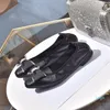 مصمم أحذية الباليه للسيدات أحذية مسطحة ، عارض ، حجم الكعب المنخفض 35 -41