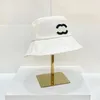 여름 양동이 모자 남성 디자이너 모자 여성용 럭셔리 장착 모자 디자이너 패션 편지 양동이 모자 ﾠCasquette Beanie Bonnet Mens 2203282WU