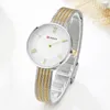 Женщины смотрят Curren Top Brabd Fashion Quartz Ladies Watch Watch Watch Watch Женщины подарки подарки Montre Femme Reloj Mujer3389359