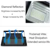 Solar LED Flood Light Outdoor Spotlight Garden Huis afstandsbediening Waterdichte LED -wandlamp