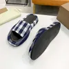 Tasarımcı Terlik Ekose Terlik İşlemeli Deri Örgü Terlik Kafes Slaytlar Platform Sandalet Düz Kahverengi Kauçuk Flip Flops