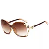 2022 Óculos de sol da moda nova feminina Large Frame Classic Sunglasses