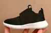 Rosherun Kids Trainers 4.0 Koşu Ayakkabıları Yarışçı 2 5 Tasarımcı Üçlü Beyaz Siyah Kırmızı Erkek Spor Yürüyüş Spor ayakkabıları açık kızlar koşu ayakkabı çocuk zapatos