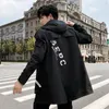 Mäns trenchrockar Spring och Autumn Men's Jacket Korean Fashion Handsome Medium Windbreaker Long Coat Men Punk Jacketmen's