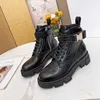 Designer de luxe Femmes Botkle Boots Talon Cuir et Nylon Tissu Nylon Fashion Biker Australia Plateforme talons d'hiver Sneakers Taille 35-42