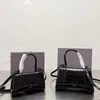 fashion 5A designer bag Evening Bags 2022 Fashion Women Handbag Luxury Designer Bags White Black Leather Embroidery Multicolor Single Shoulder Large Capacity Buck