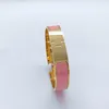 Pulseras de diseñador para hombres Joyas Joyas Mujer Bangle Acero inoxidable Hombre de oro 18 Color Hebilla 17 19 Tamaño para hombres y moda Jewe6554038