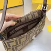 Bolsas Bolsas de grife Bolsa baguete de luxo Tote Bag Moda Crossbody Bolsa clássica feminina Bolsa de ombro Carteira com aba em relevo Bolsa famosa Bolsas de lona