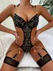 Gioio Heavy Craft Gather Bra Bra Lace Lace Chain Three Dore For Women Chain Intelder Sexy Cosplay Lingerie Nightwear H220425