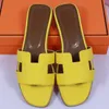 Sandali piatti di lusso Pantofola multicolore Fantasie e colori classici set completo di accessori per il tempo libero indoor Slides Designer resort damen summer brand