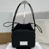 Mini kova çantası moda basit çizim baltası omuz çantaları maison margiel crossbody kamera çantası ayarlanabilir kayışlar çeşitli arka yöntemler b7bj#
